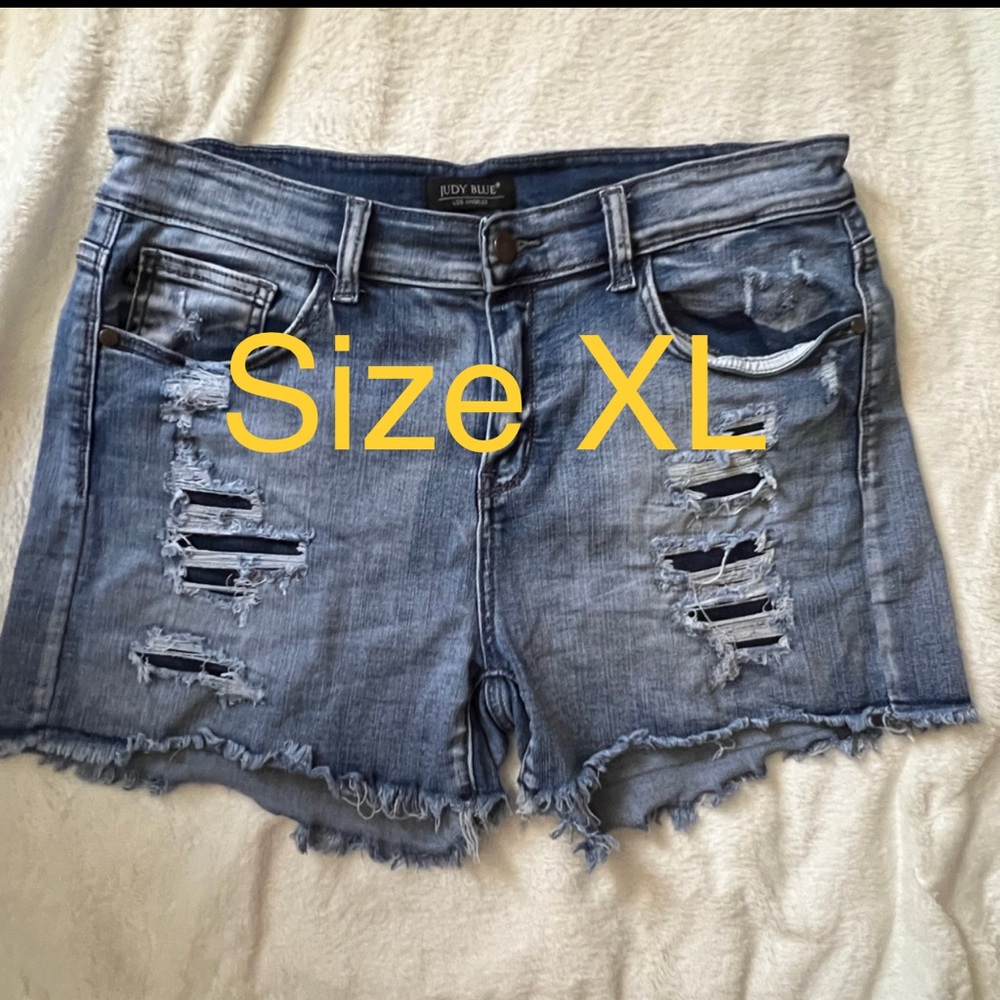 Judy Blue Shorts Size XL